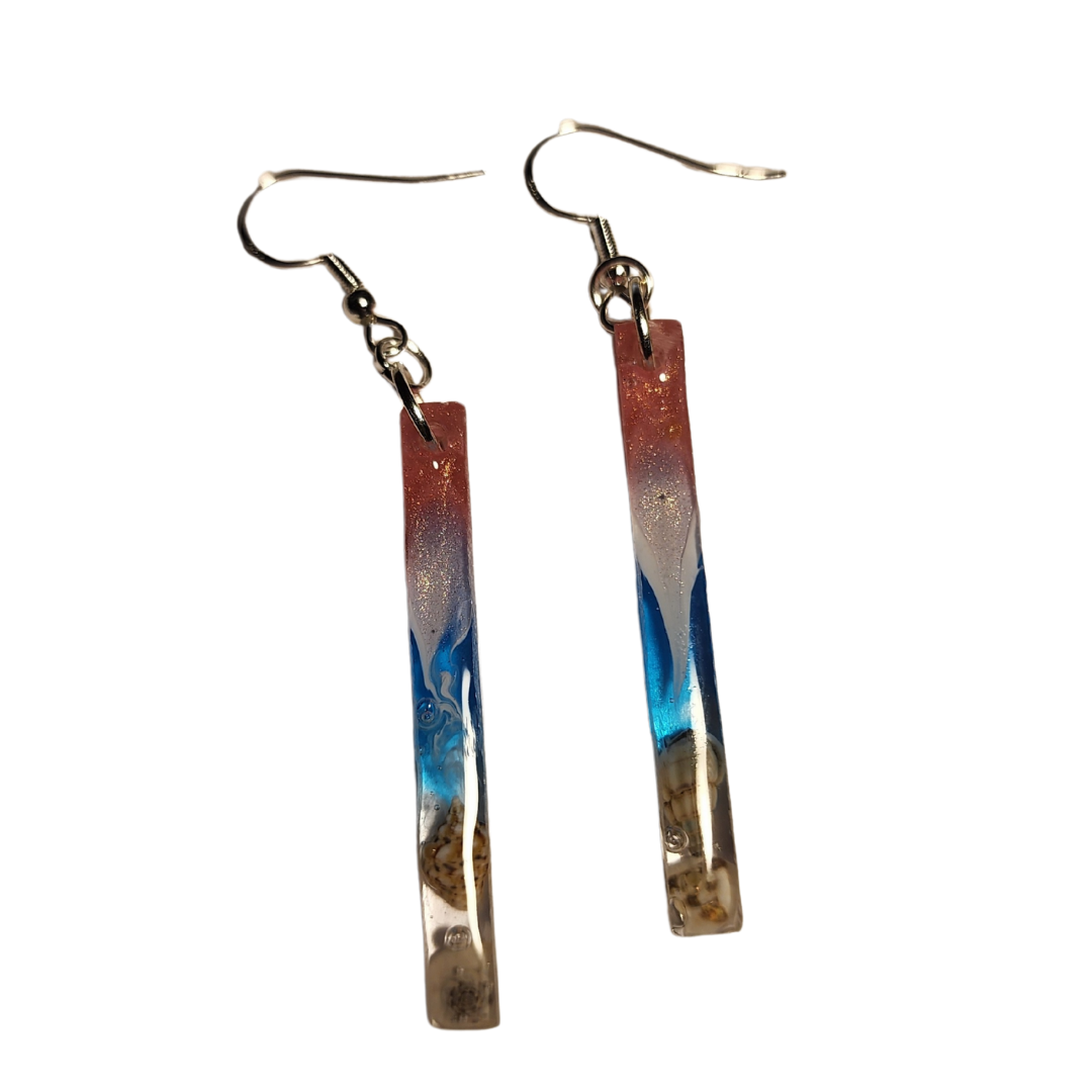 Beach Vibe Earrings with seashells