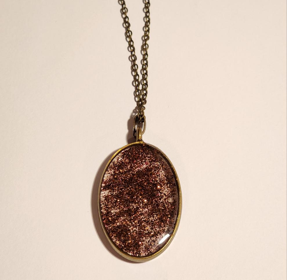 Oval pendant