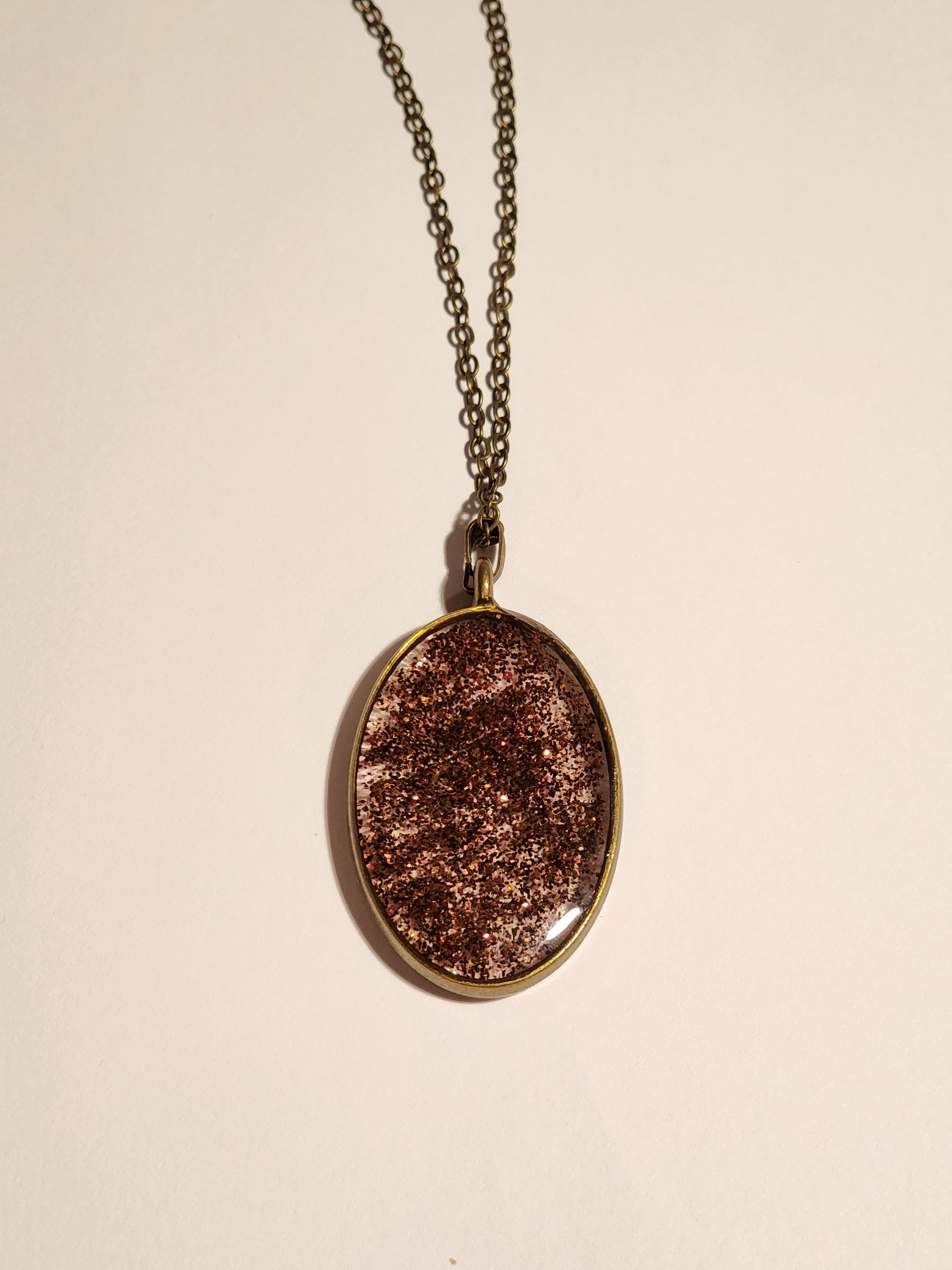 Oval pendant