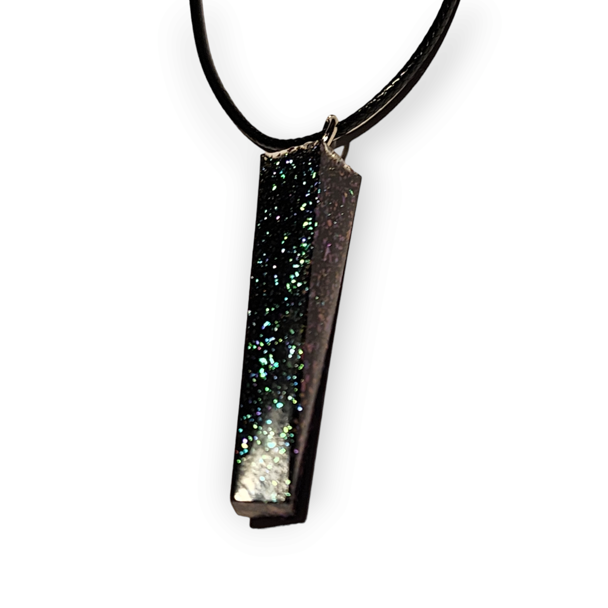 Holographic necklace